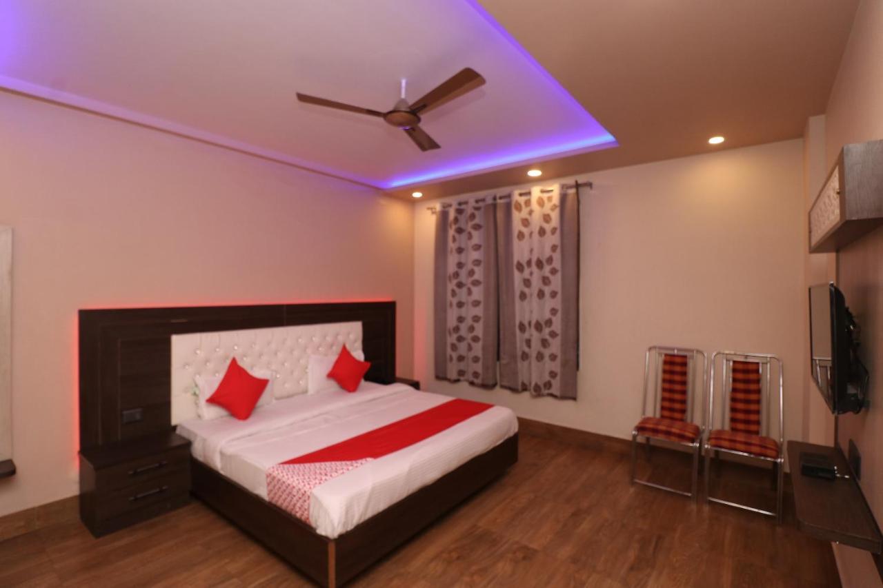 Oyo 33387 Laxmi Lawn And Resort Suite Lucknow Zewnętrze zdjęcie
