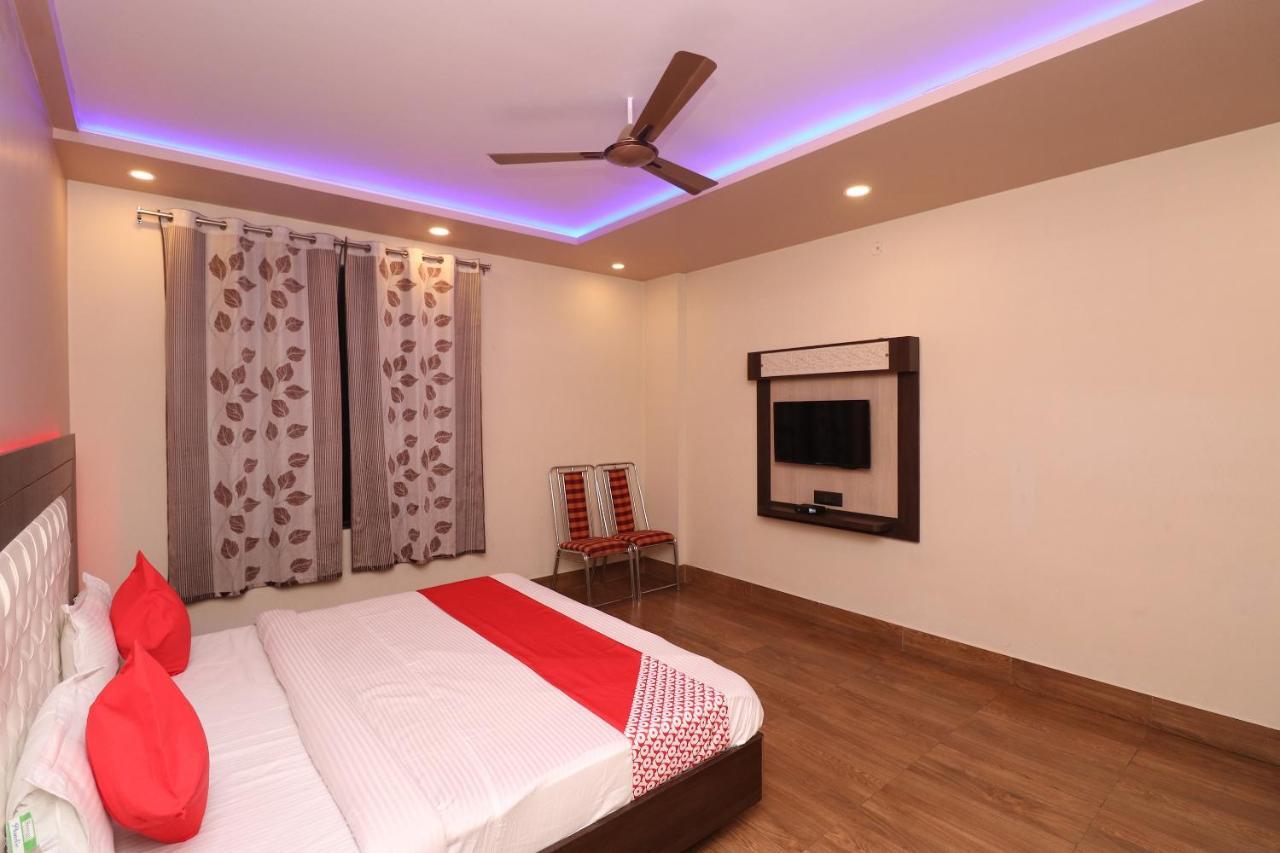 Oyo 33387 Laxmi Lawn And Resort Suite Lucknow Zewnętrze zdjęcie