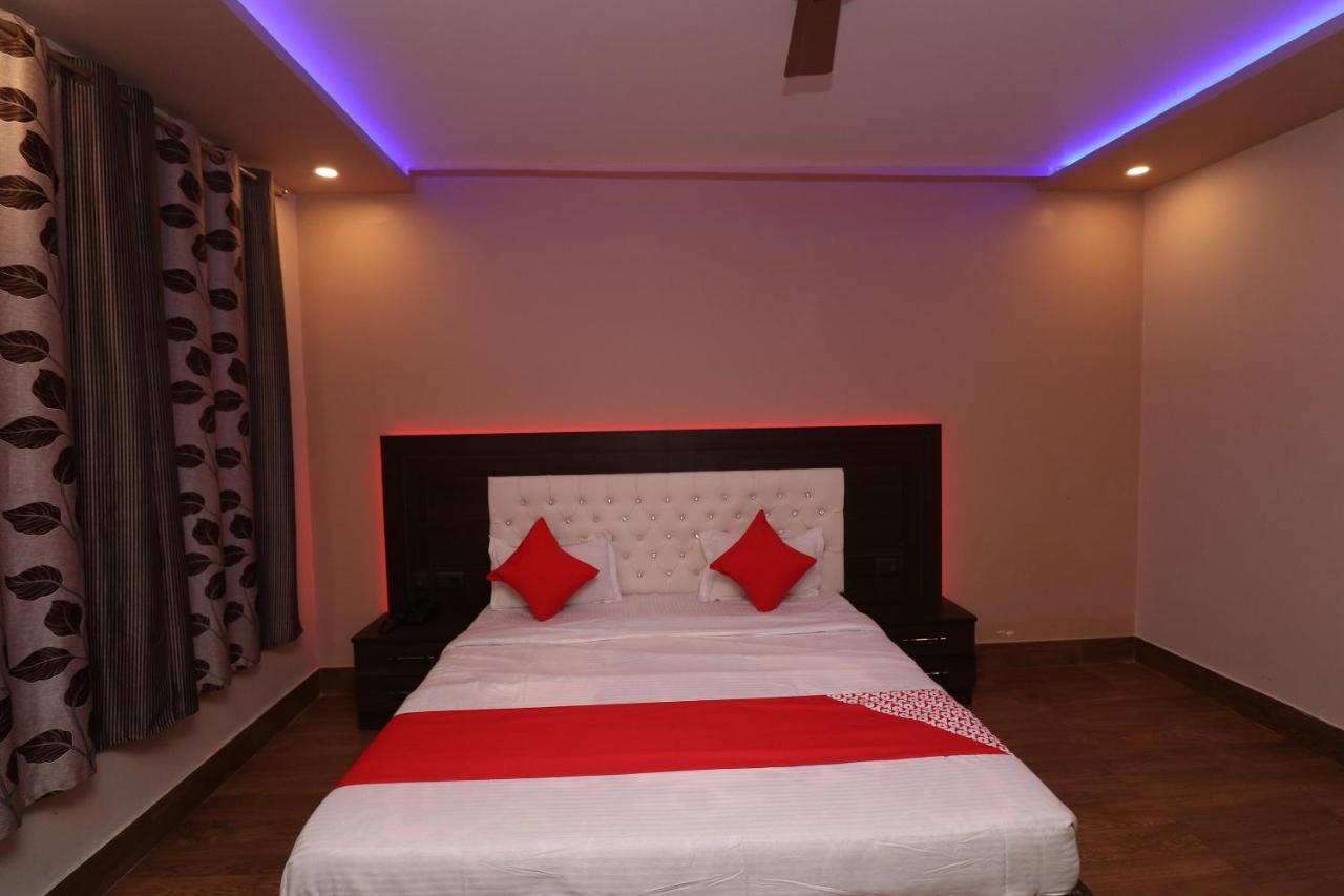 Oyo 33387 Laxmi Lawn And Resort Suite Lucknow Zewnętrze zdjęcie